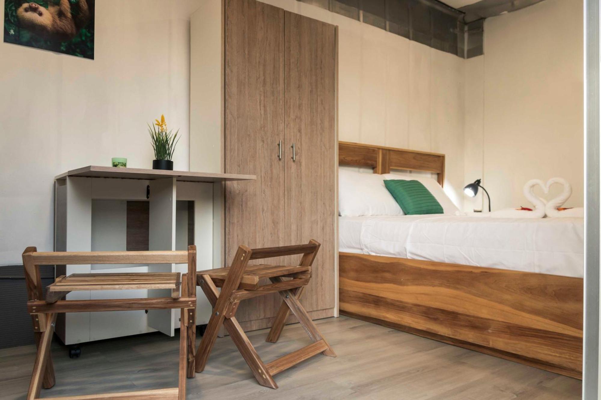 Emi'S Place Container Living Uvita Exterior foto