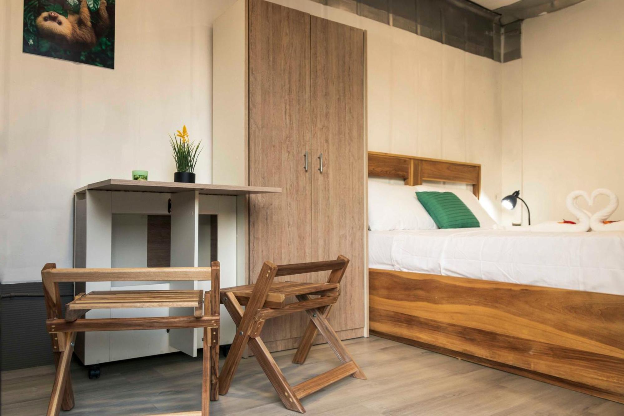 Emi'S Place Container Living Uvita Exterior foto
