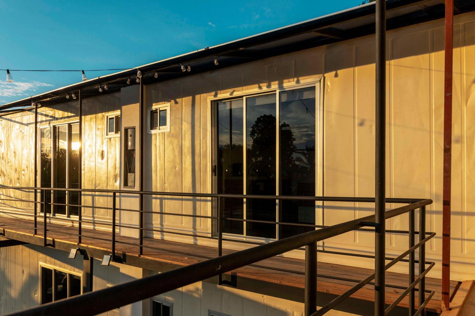 Emi'S Place Container Living Uvita Exterior foto